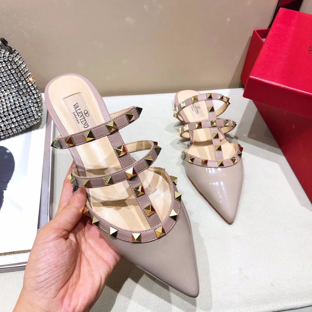 VALENTINO GARAVANI Roman Stud WOMEN 20 - vstockx