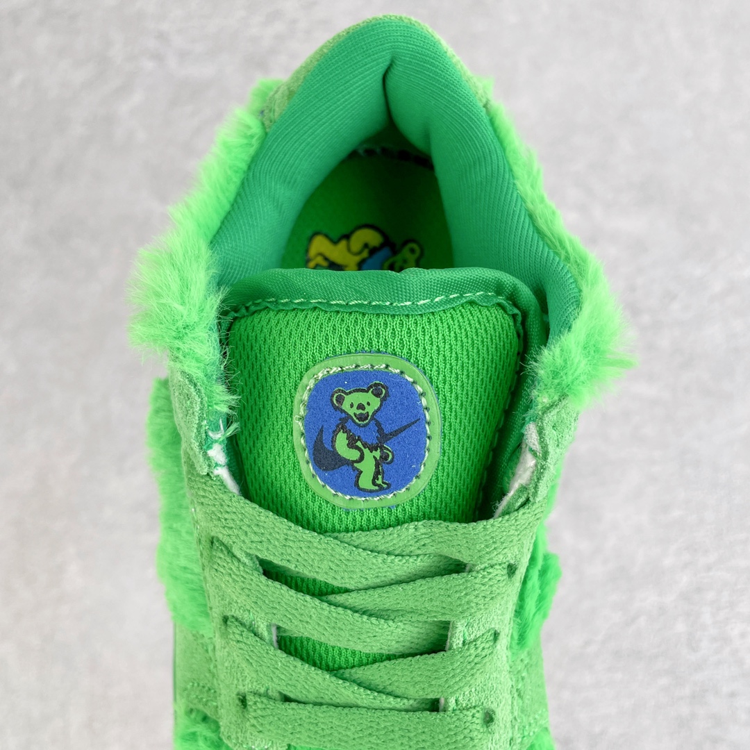 Kids NK dunk shoes 6 - vstockx