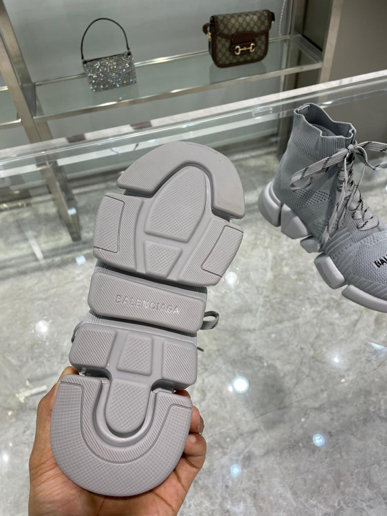 Balenciaga Speed 2.0 Lace Up Grey - vstockx