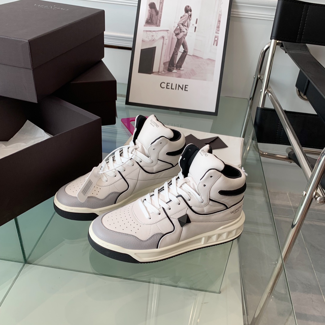 VALENTINO GARAVANI ONE STUD SNEAKER 6 - vstockx