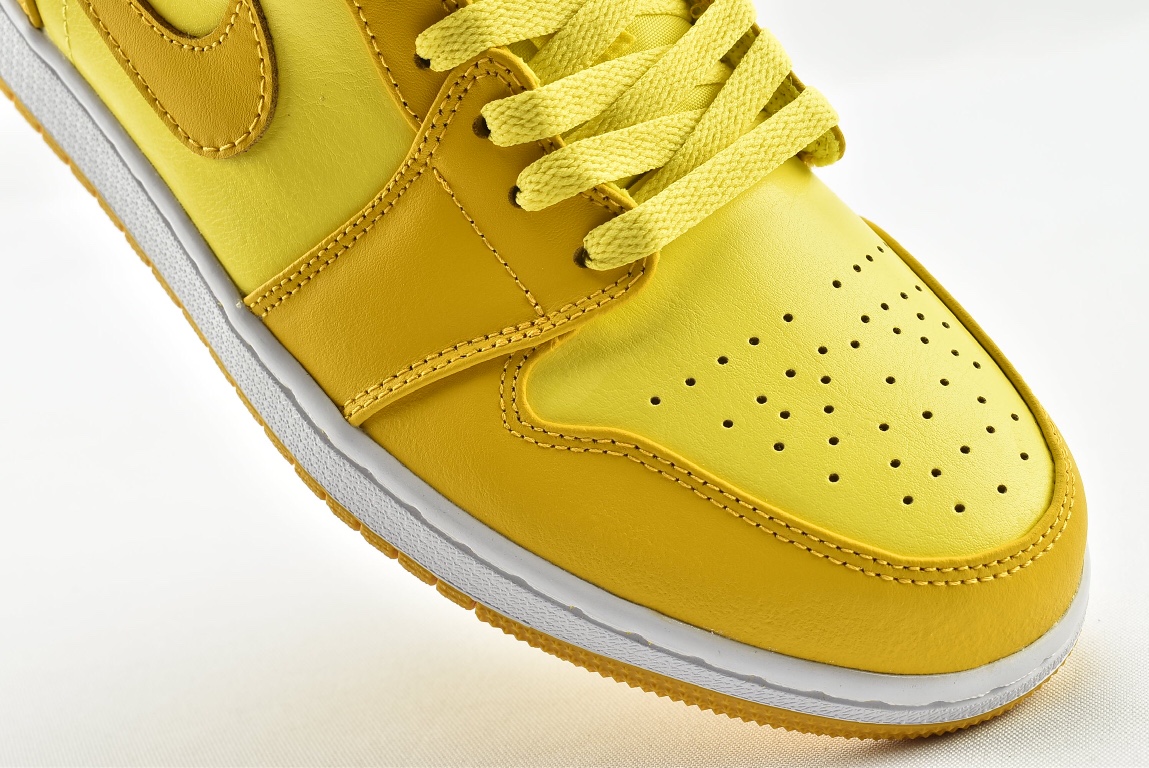 Jordan 1 Low Yellow Strike (W) - vstockx