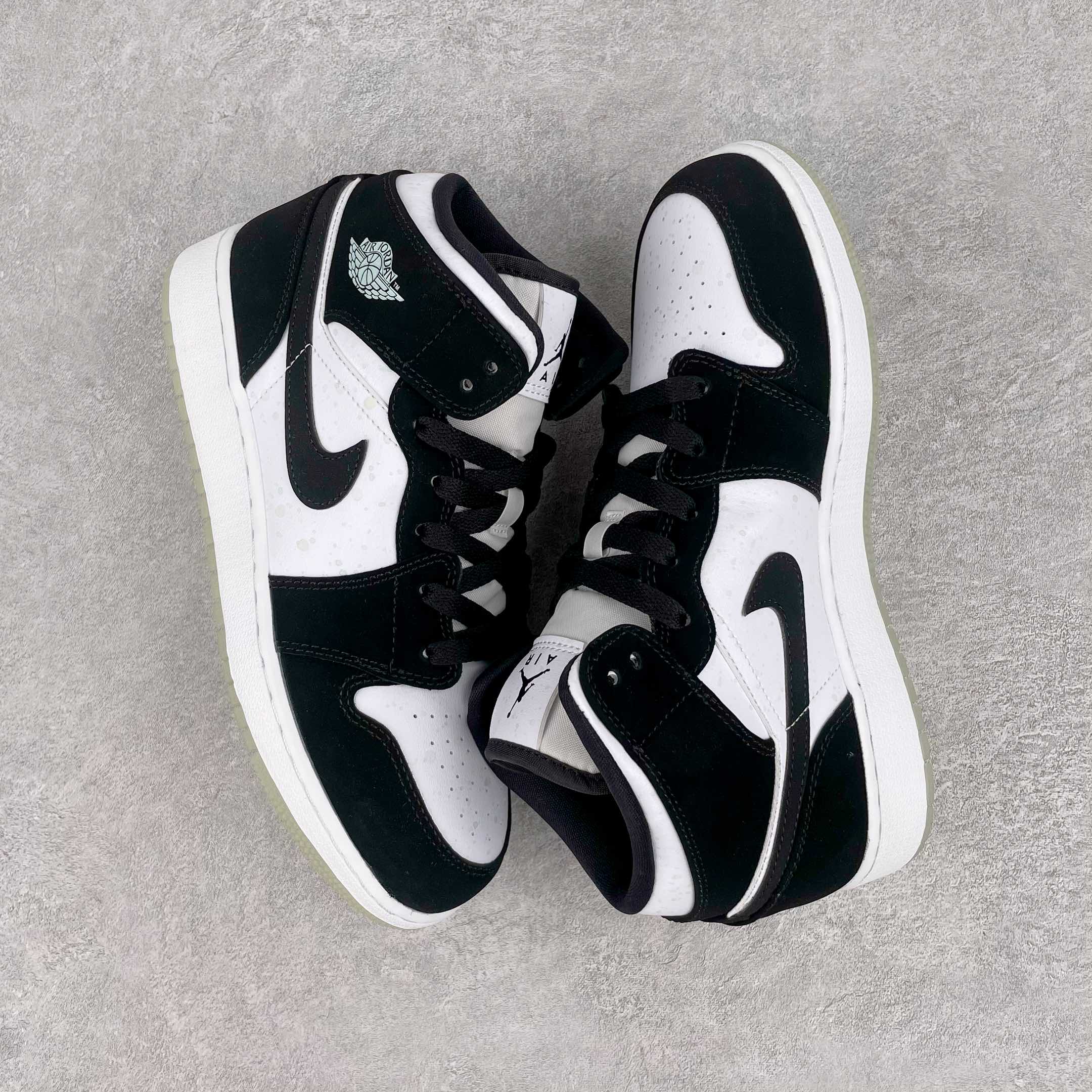Jordan 1 Mid White Black Teal Tint - vstockx