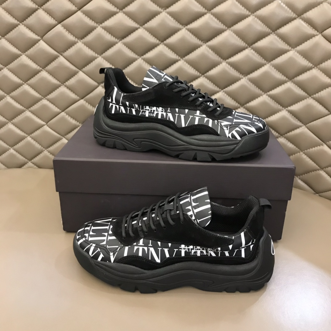 Valentino Garavani Gumboy low-top sneakers 13 - vstockx