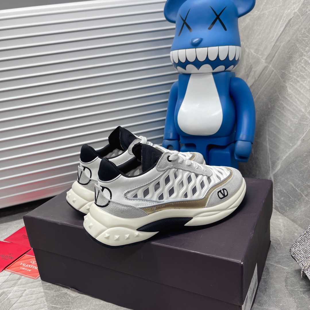 VALENTINO GARAVANI Ready Go Runner Sneaker 2 - vstockx