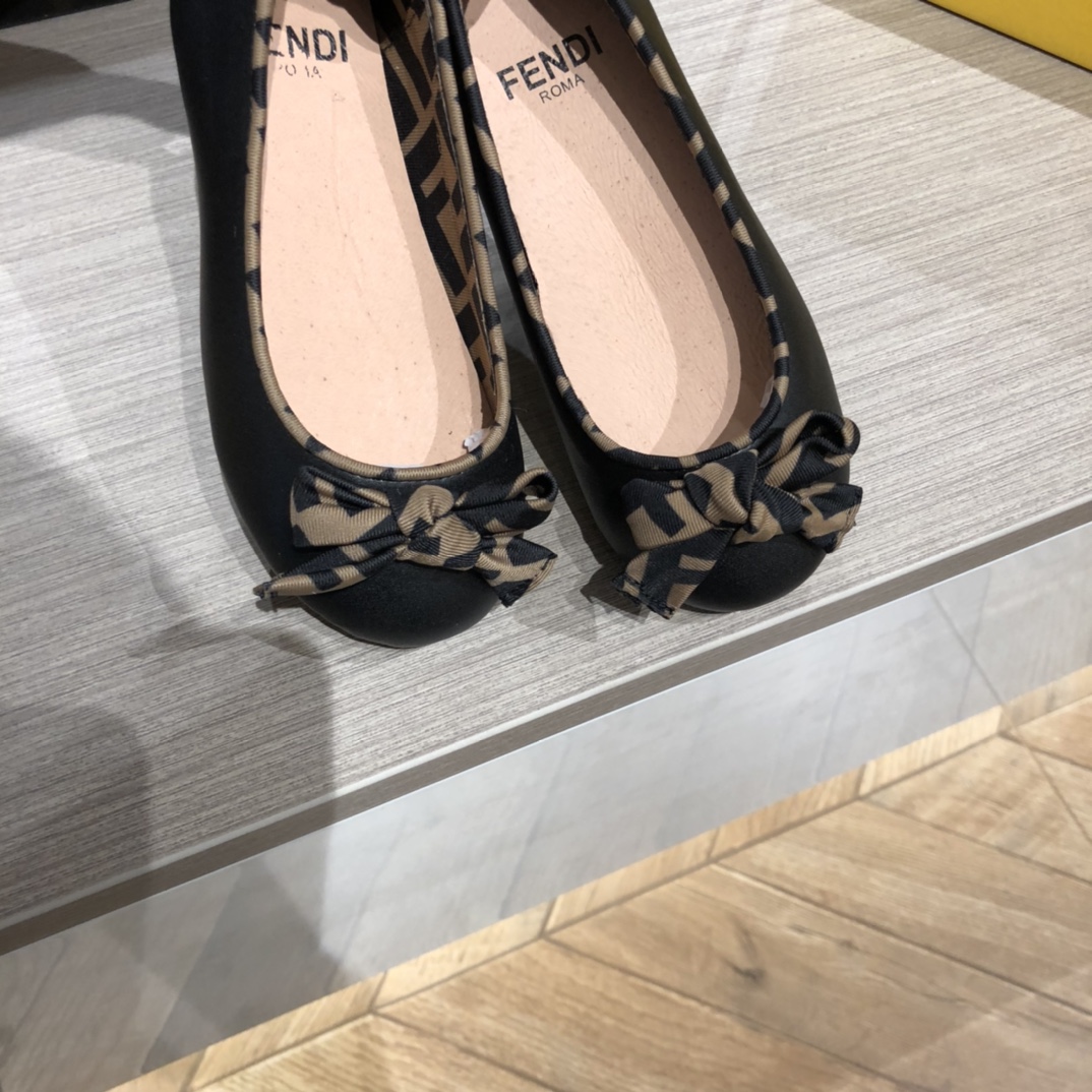 Shoes Kids - vstockx