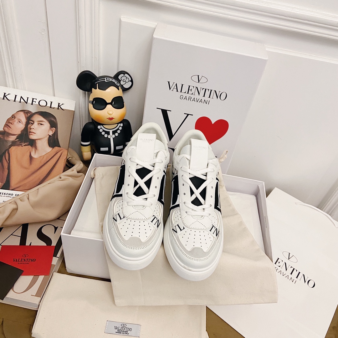 VALENTINO GARAVANI VL7N WOMEN Sneaker 4 - vstockx
