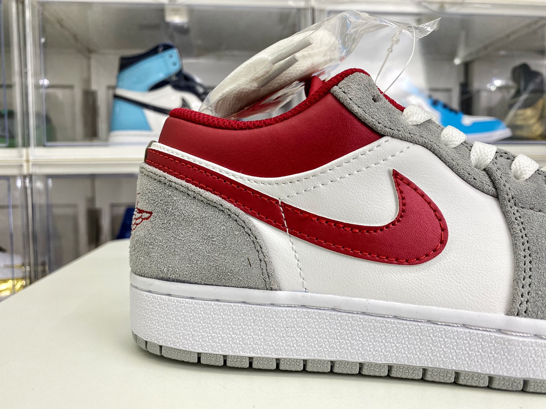 Jordan 1 Low SE Light Smoke Grey Gym Red - vstockx