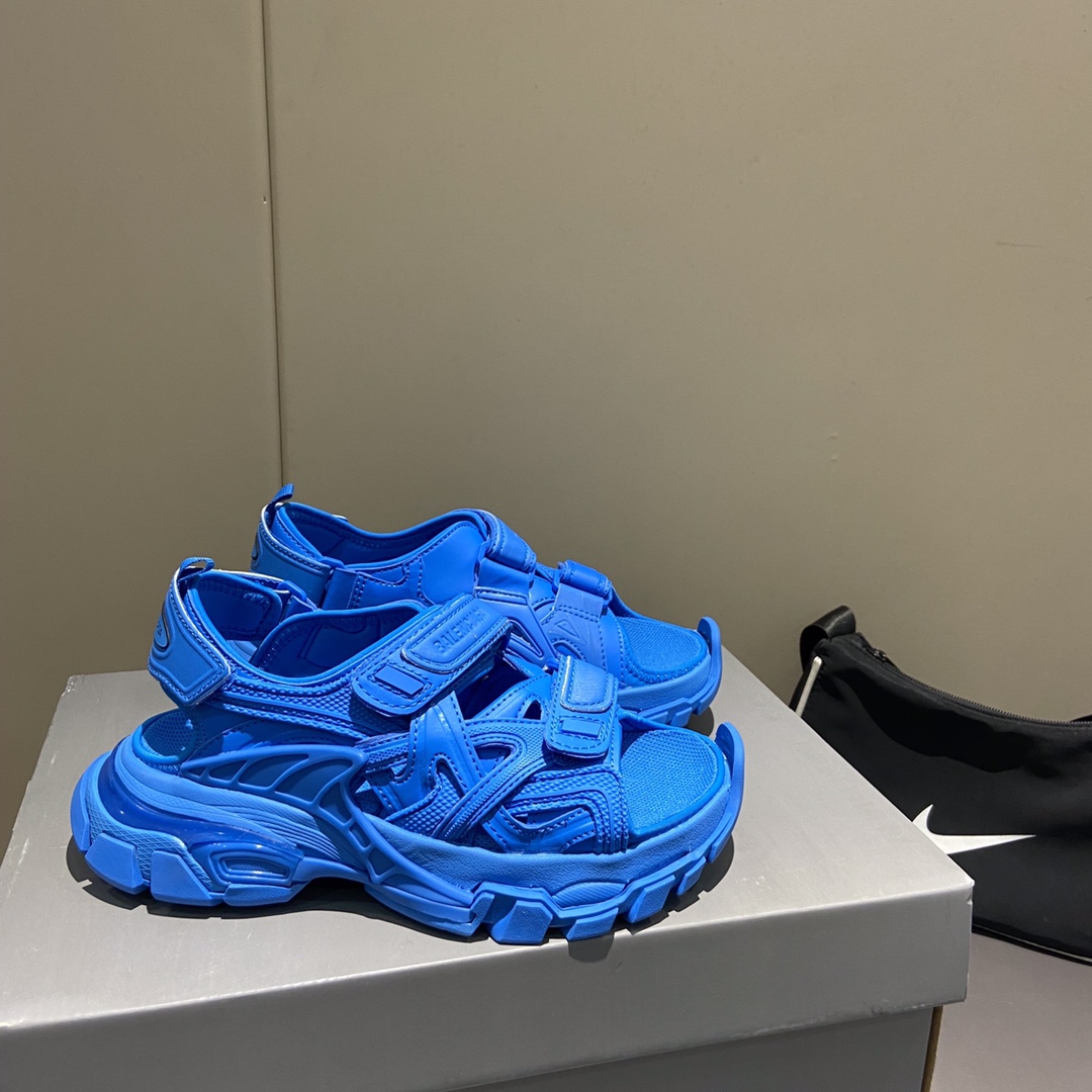 Balenciaga women 7 - vstockx