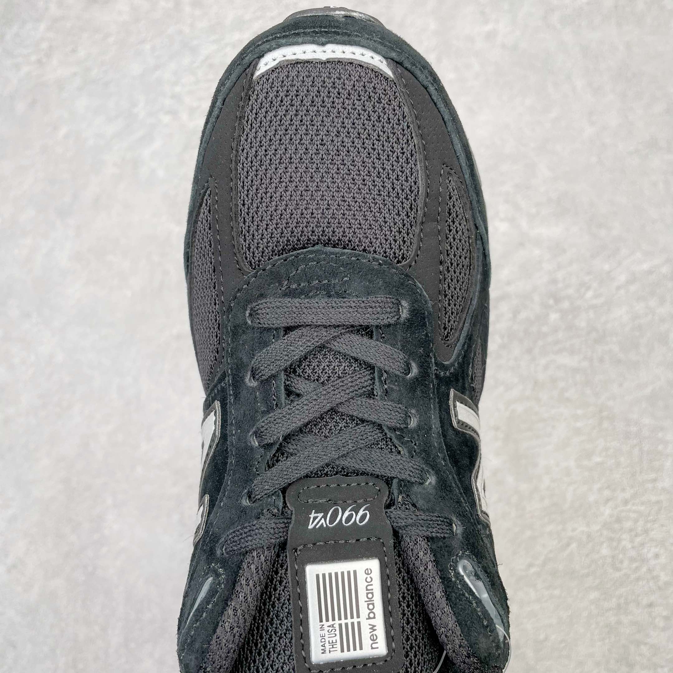 New Balance 990 Sneaker 7 - vstockx