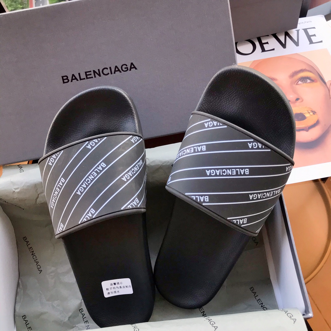 Balenciaga Slides 8 - vstockx