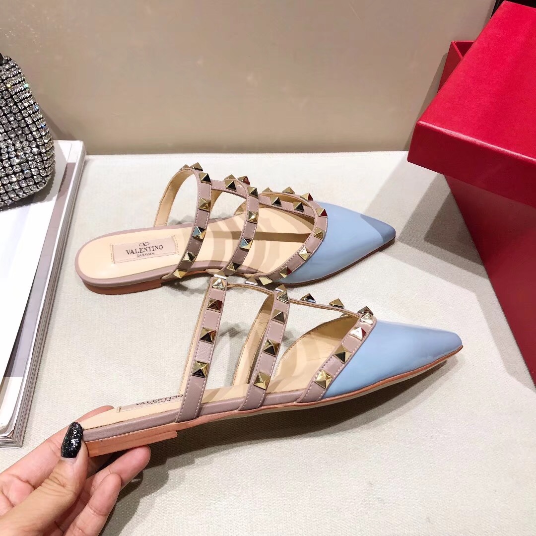 VALENTINO GARAVANI Roman Stud WOMEN 20 - vstockx