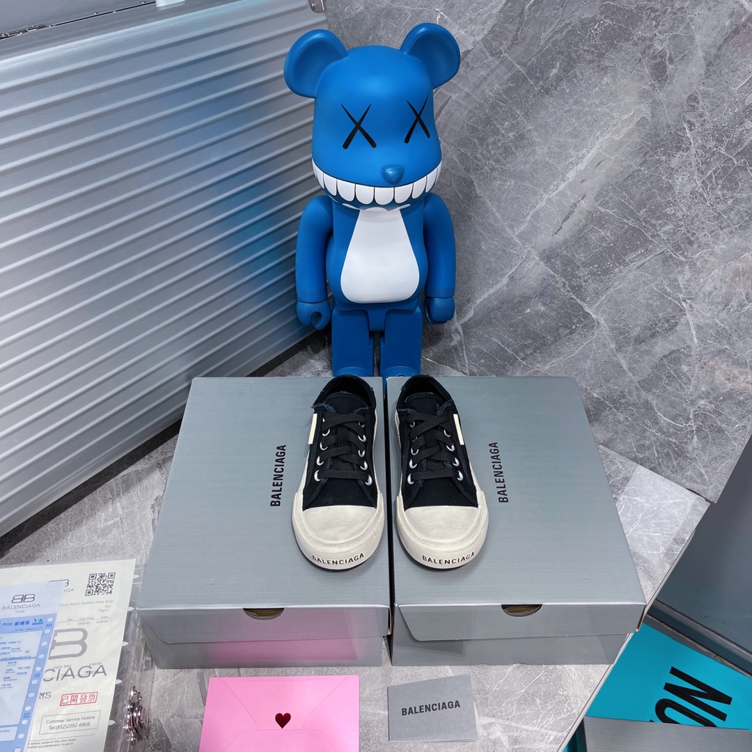 Balenciaga Paris Sneaker 2 - vstockx