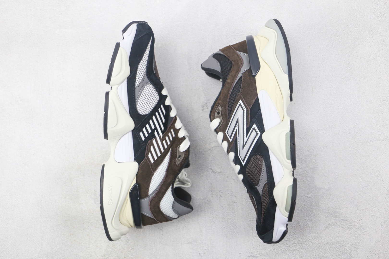 New Balance 9060 Brown Black - vstockx
