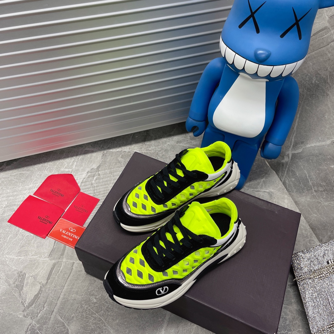VALENTINO GARAVANI Ready Go Runner Sneaker 2 - vstockx