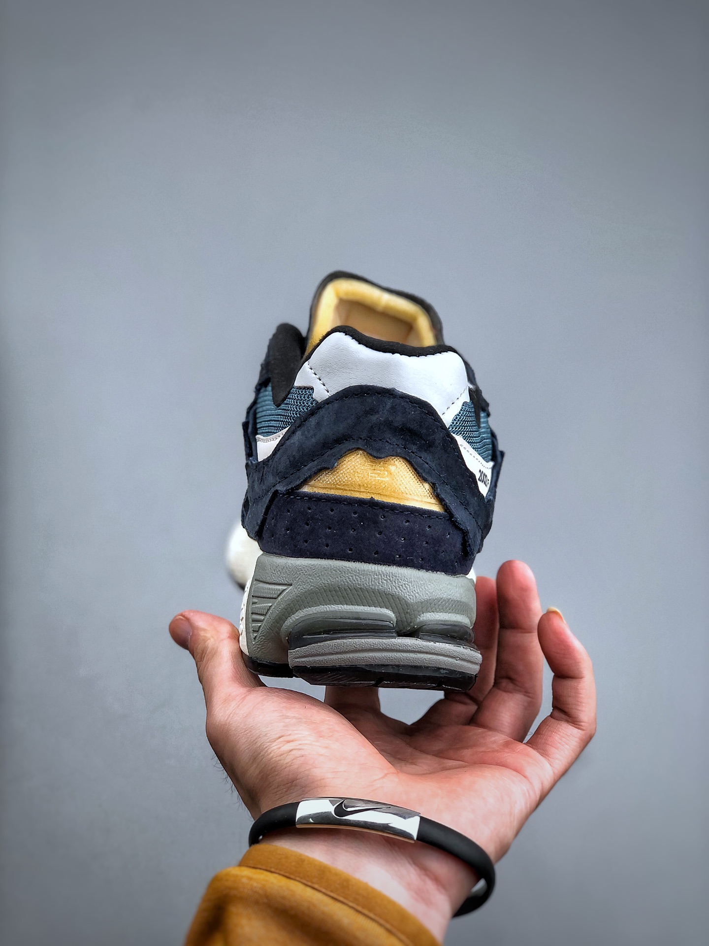 New Balance 2002R Protection Pack Dark Navy - vstockx