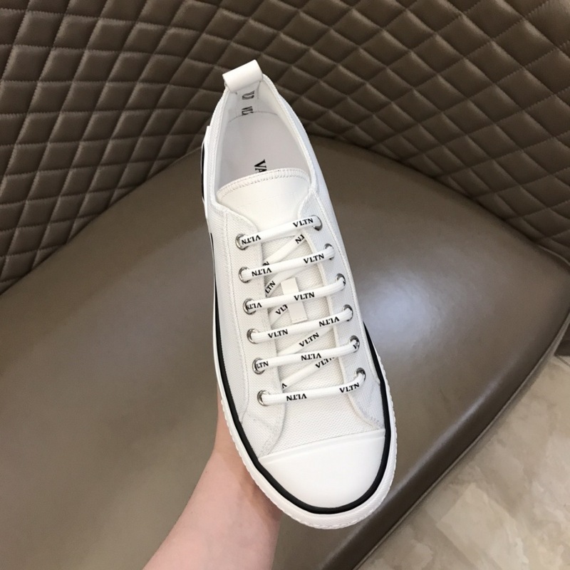 Valentino Garavani Giggies VLTN TIMES low-top sneakers 13 - vstockx