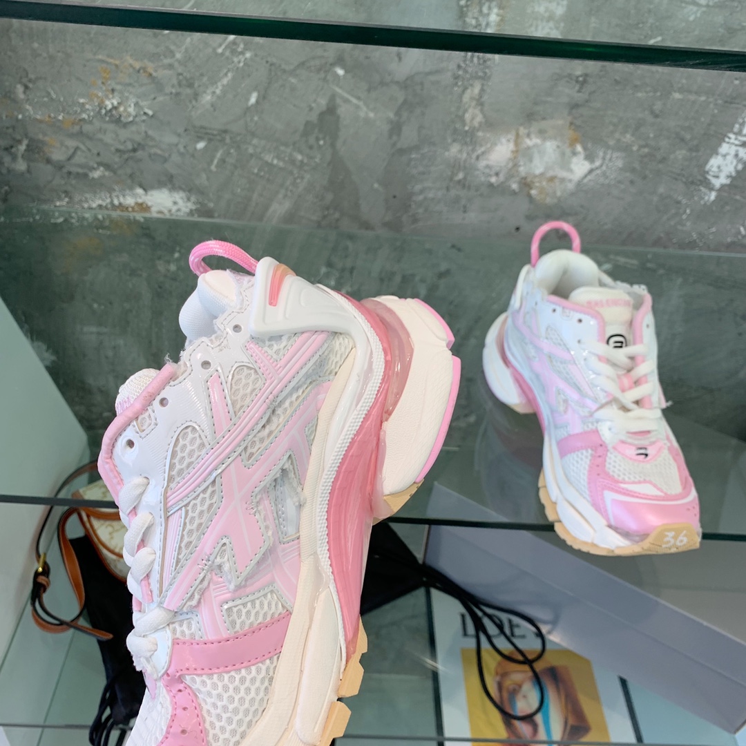 Balenciaga Runner sneaker 7 - vstockx