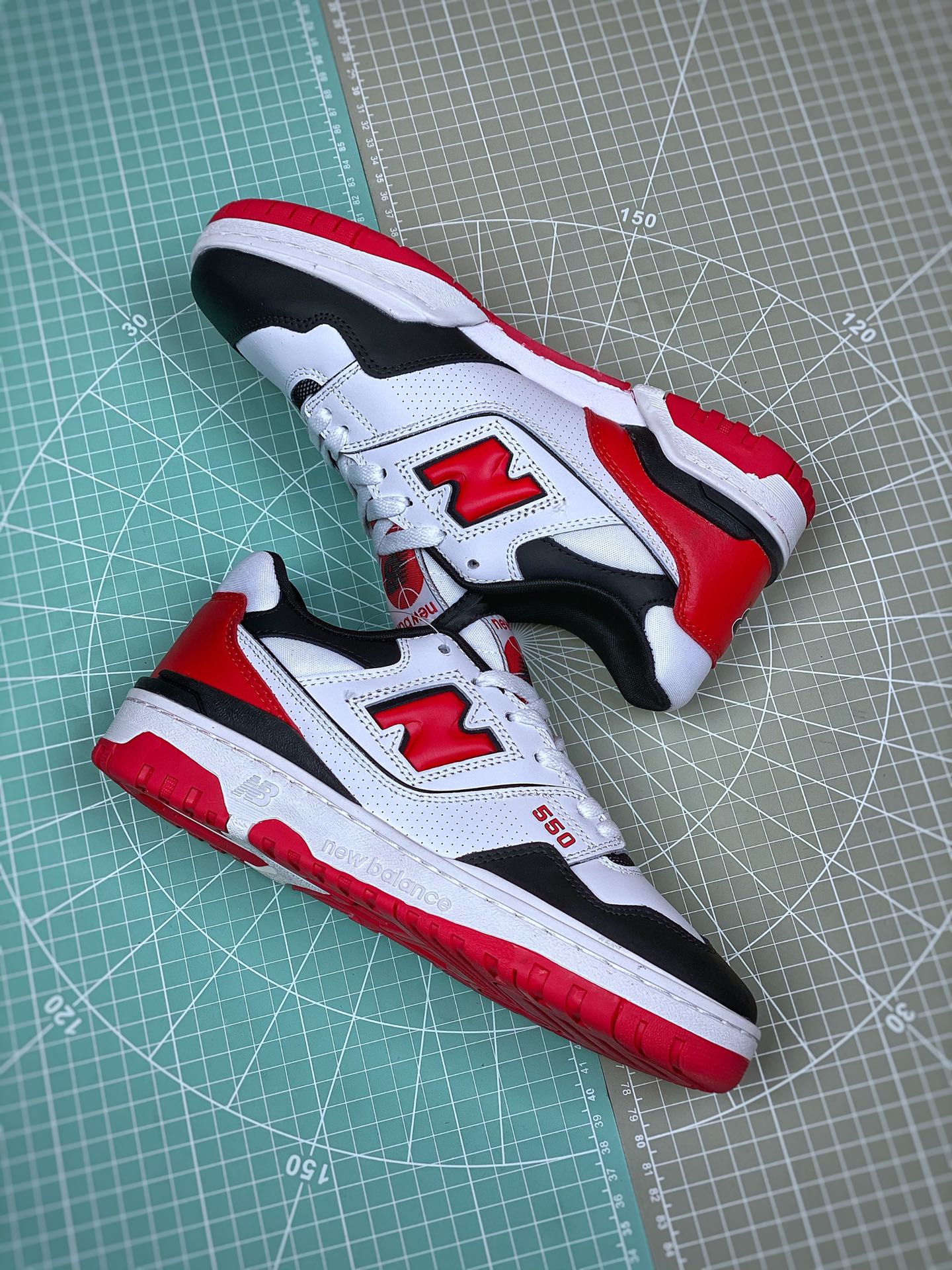 New Balance 550 White Red Black - vstockx