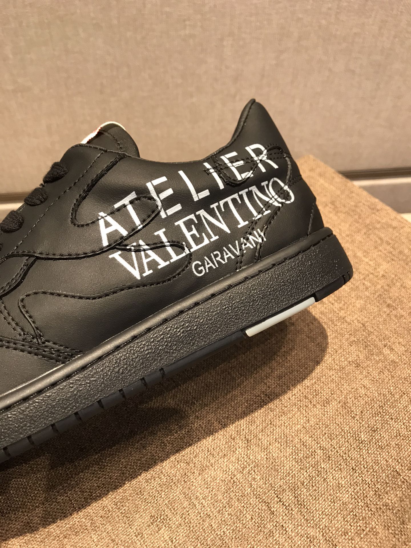 Valentino Garavani Atelier Shoes 07 Camouflage Edition Sneaker in Calfskin 3 - vstockx