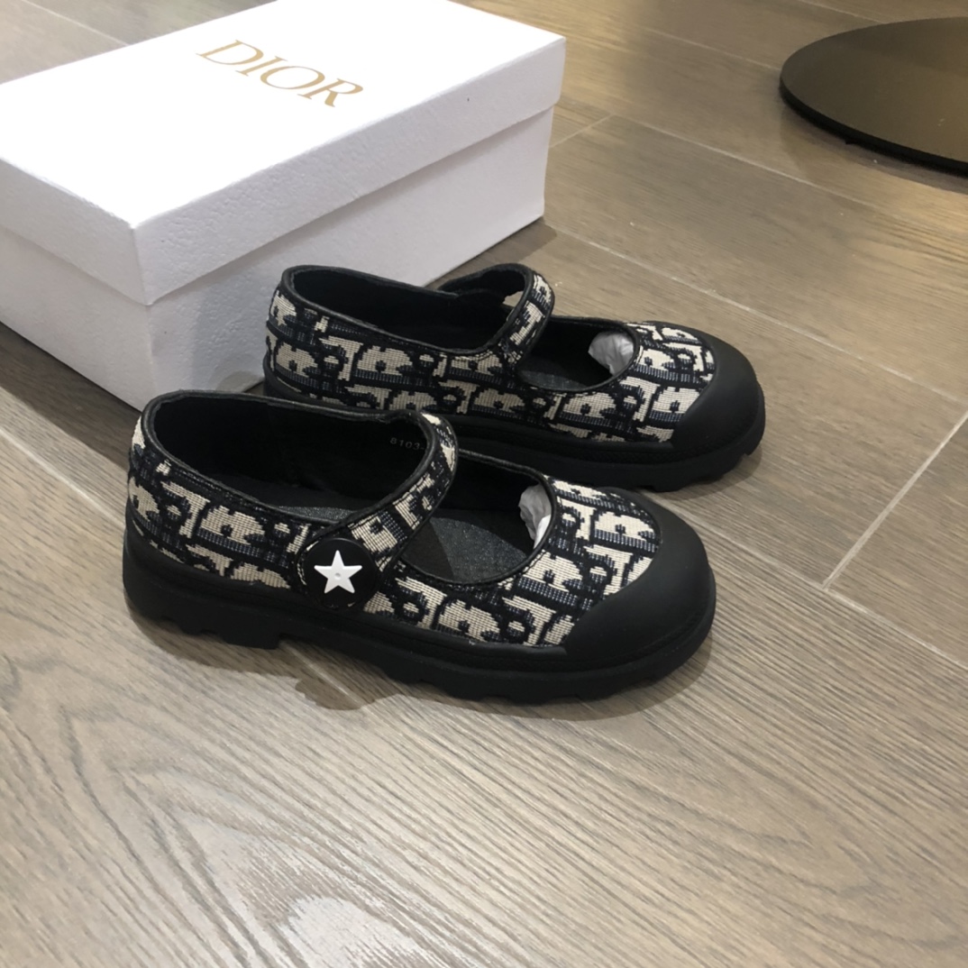 Shoes Kids - vstockx
