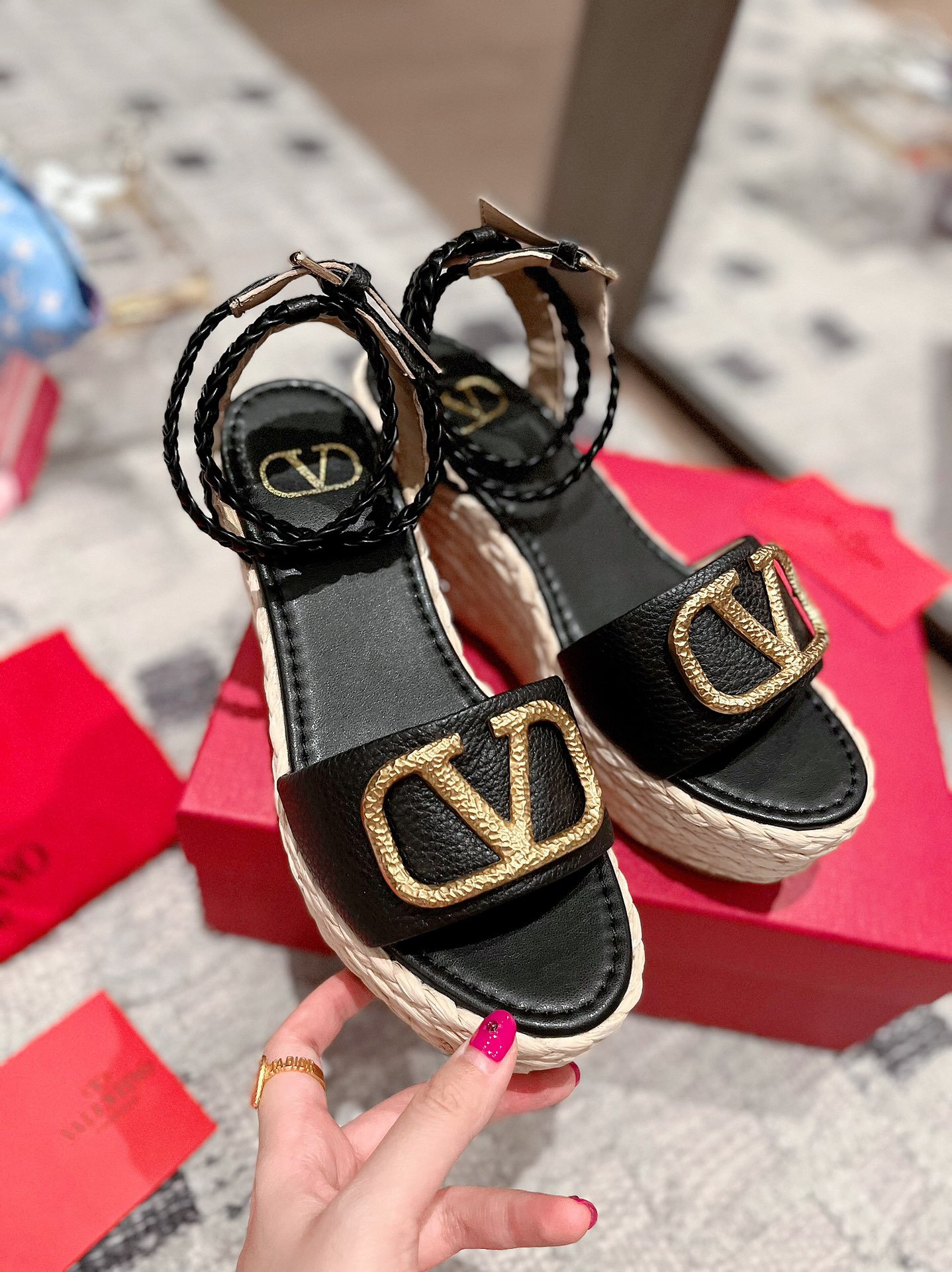Valentino Garavani Rockstud Double Wedge Espadrilles WOMEN 13 - vstockx