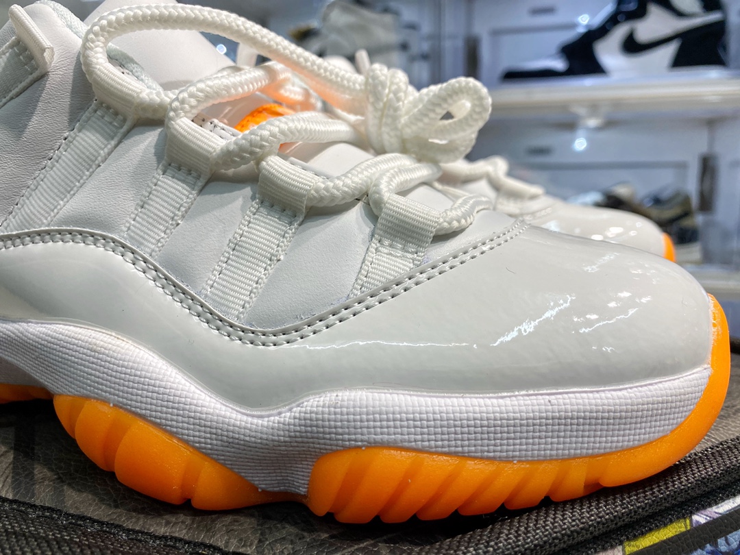 Jordan 11 Retro Low Citrus (2021) (W) - vstockx