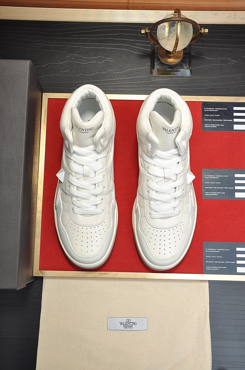 Valentino Garavani One Stud high-top sneakers 2 - vstockx