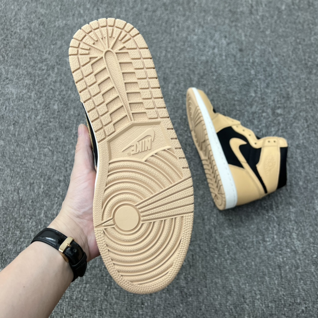 Jordan 1 Retro High OG Heirloom - vstockx