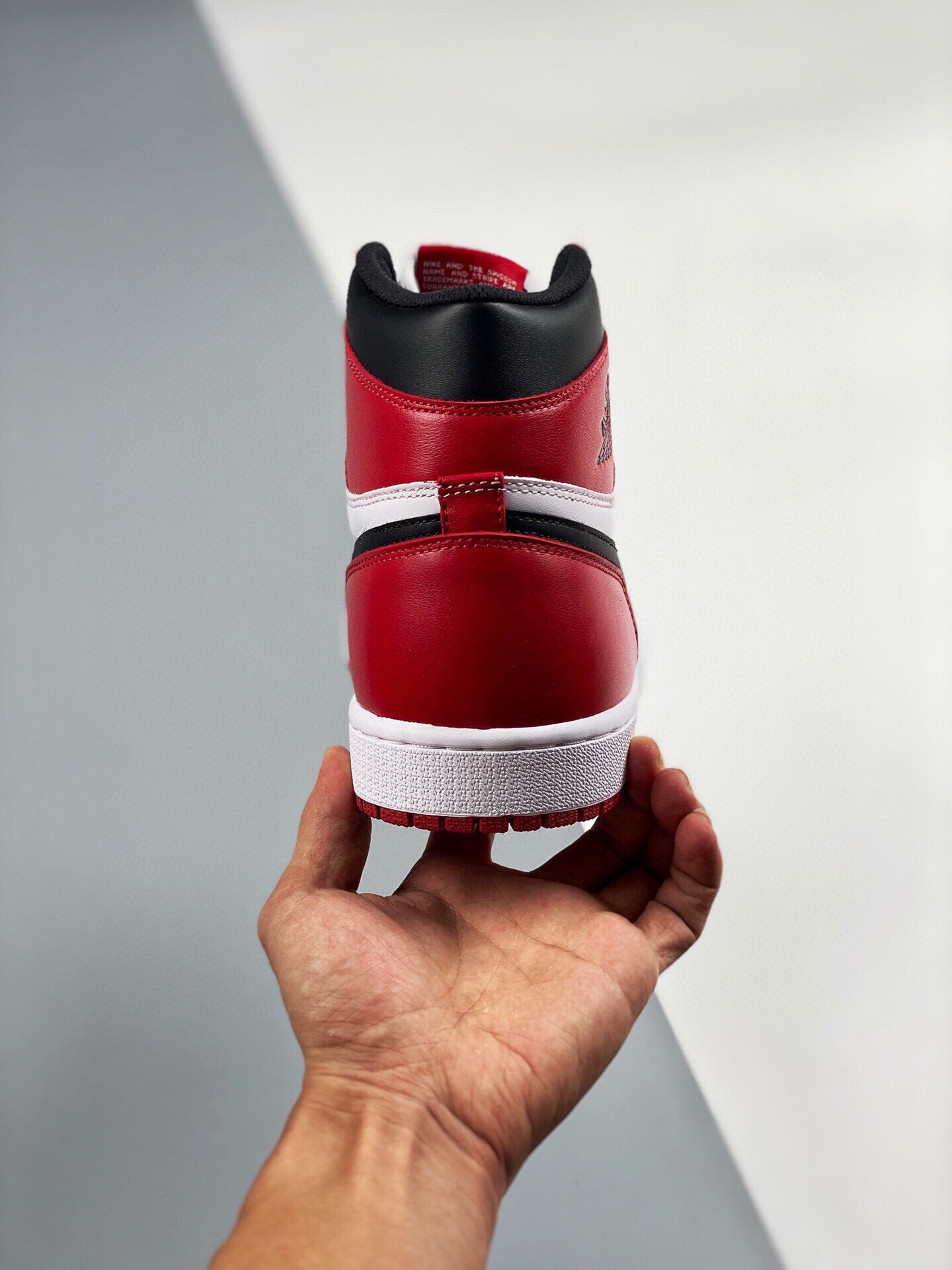 Jordan 1 Retro Chicago (2015) - vstockx