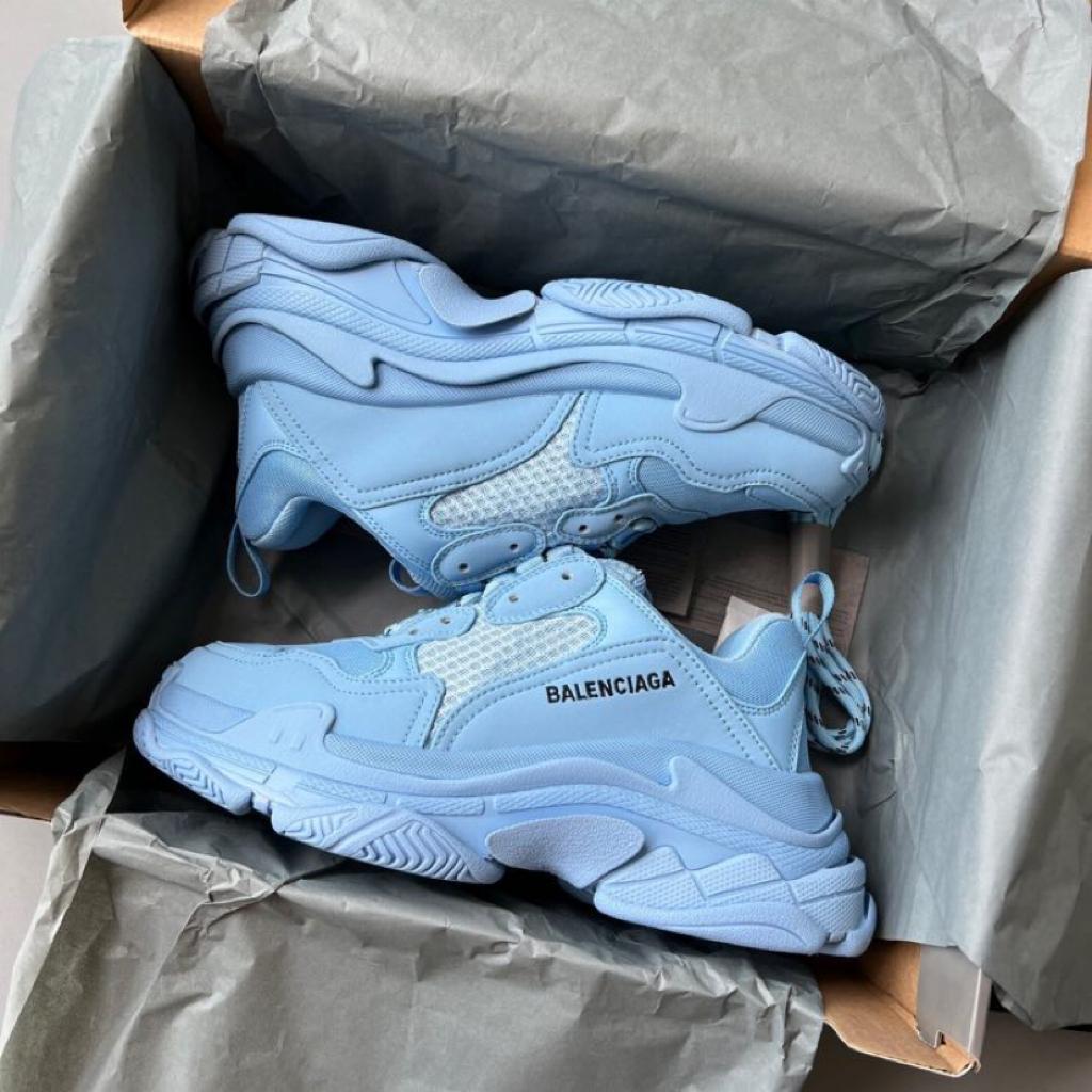 Balenciaga Triple S Light Blue (W) - vstockx