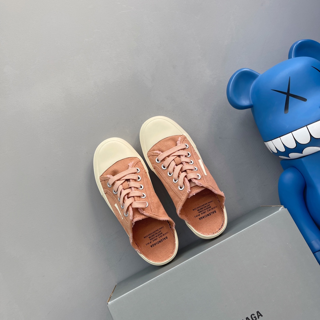 Balenciaga Paris Sneaker 2 - vstockx