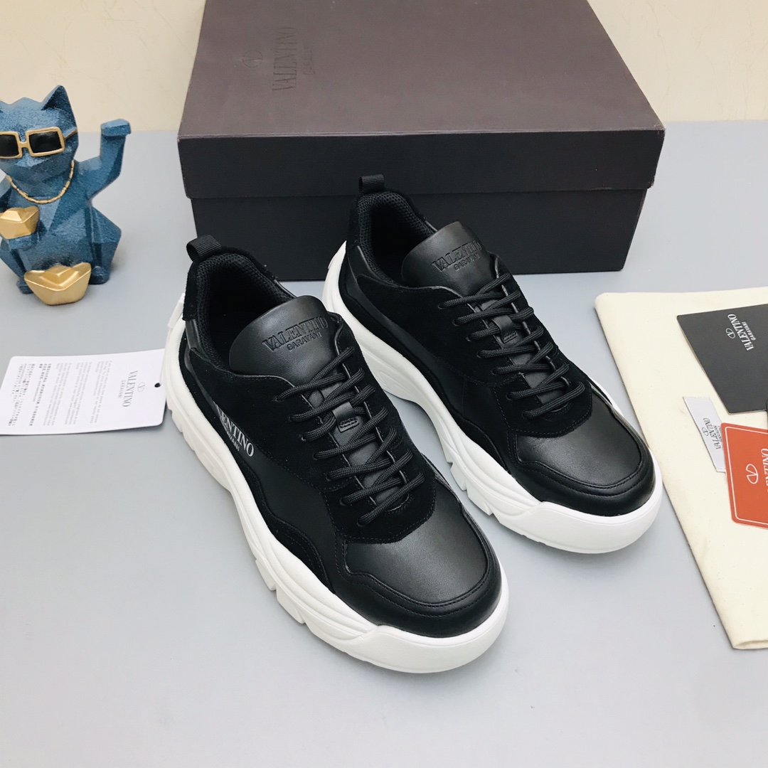 Valentino Garavani Gumboy low-top sneakers 17 - vstockx