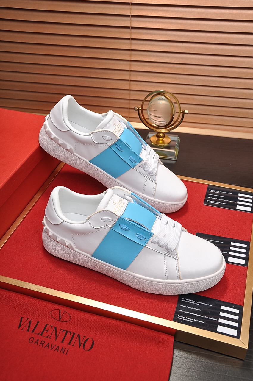 Valentino Garavani Rockstud Untitled calfskin sneaker 27 - vstockx