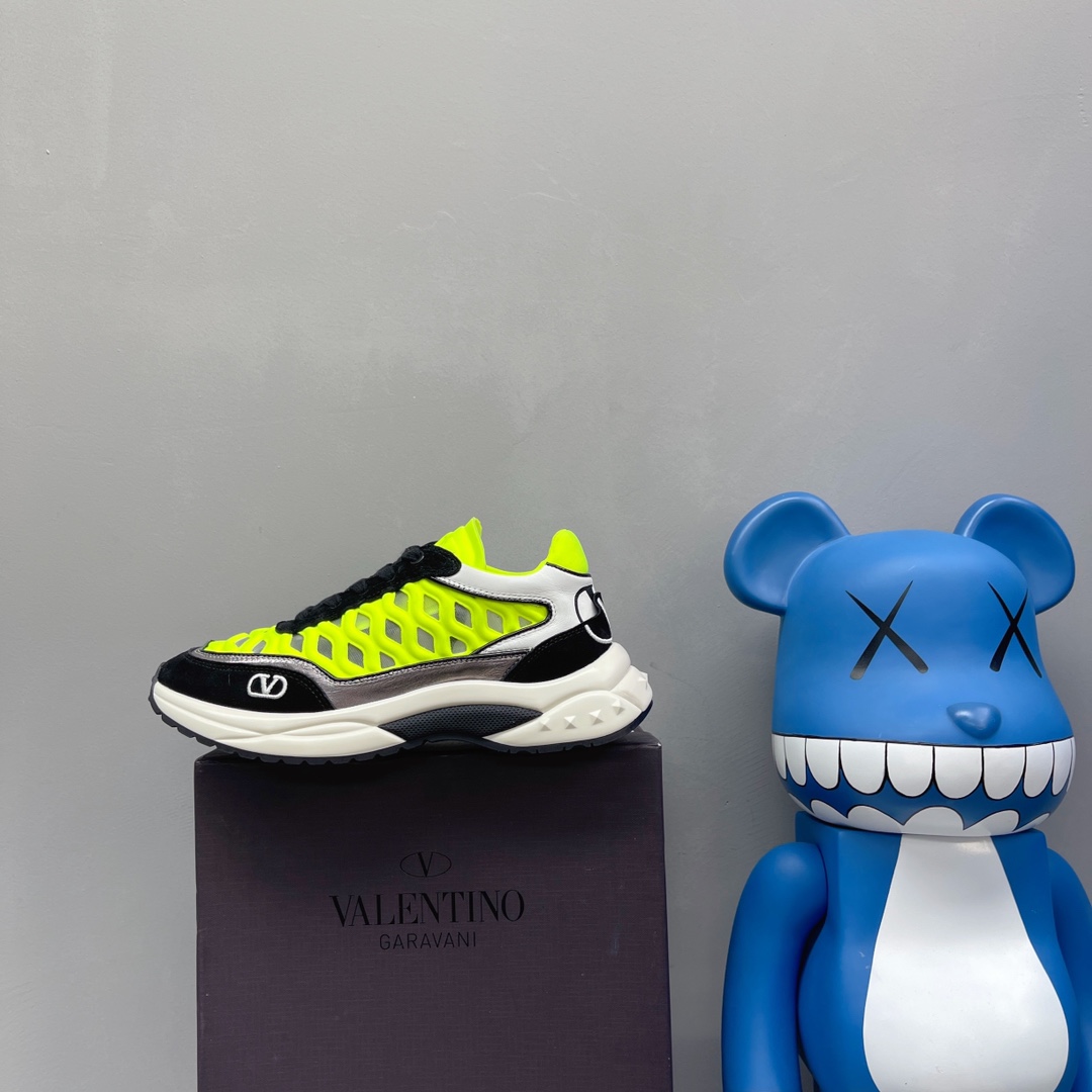 VALENTINO GARAVANI Ready Go Runner Sneaker 2 - vstockx