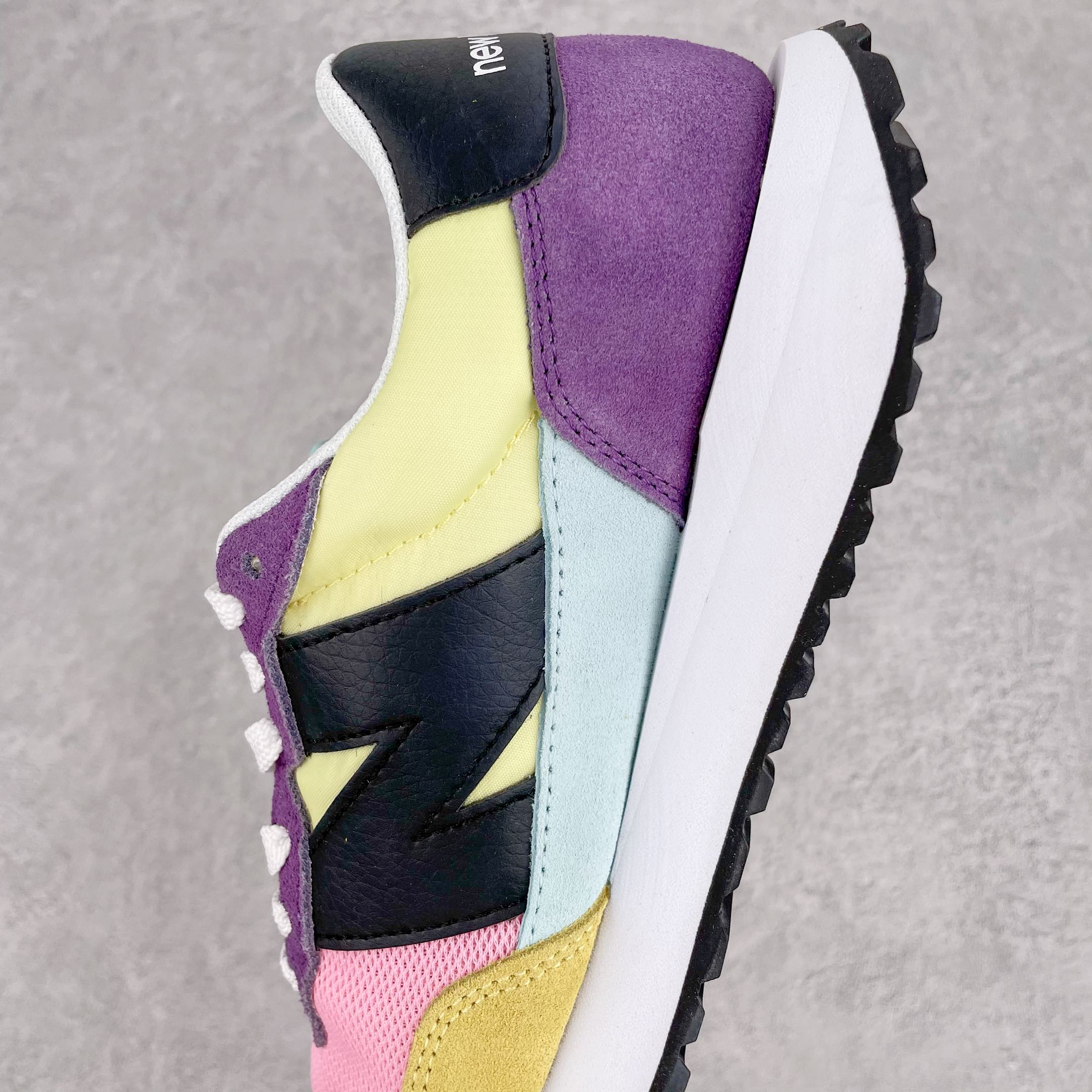 New Balance 237 Sneaker 4 - vstockx