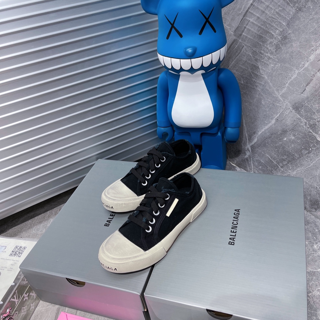 Balenciaga Paris Sneaker 2 - vstockx