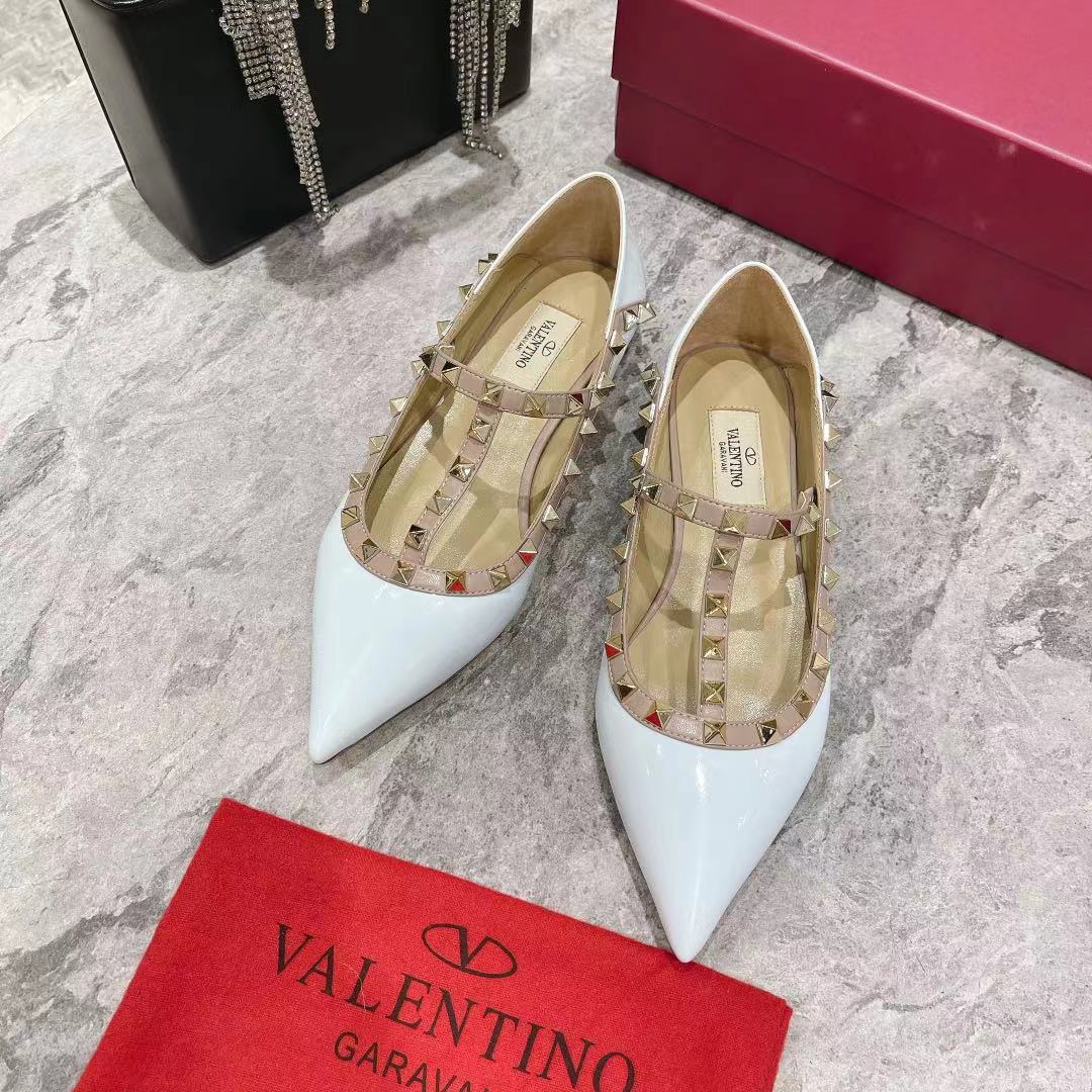 VALENTINO GARAVANI Roman Stud WOMEN 15 - vstockx