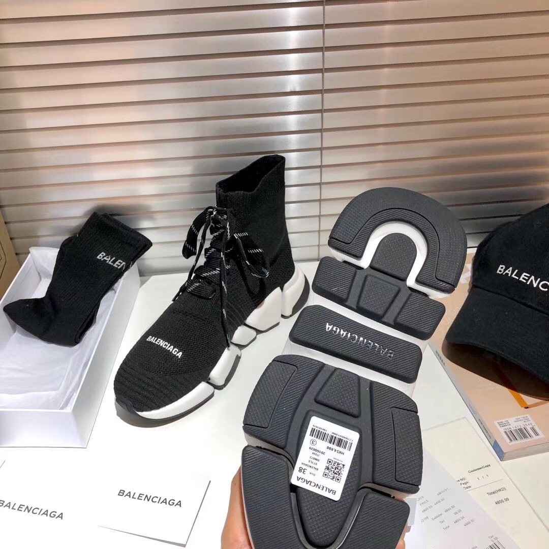 Balenciaga Speed 2.0 Lace Up Black White (W) - vstockx