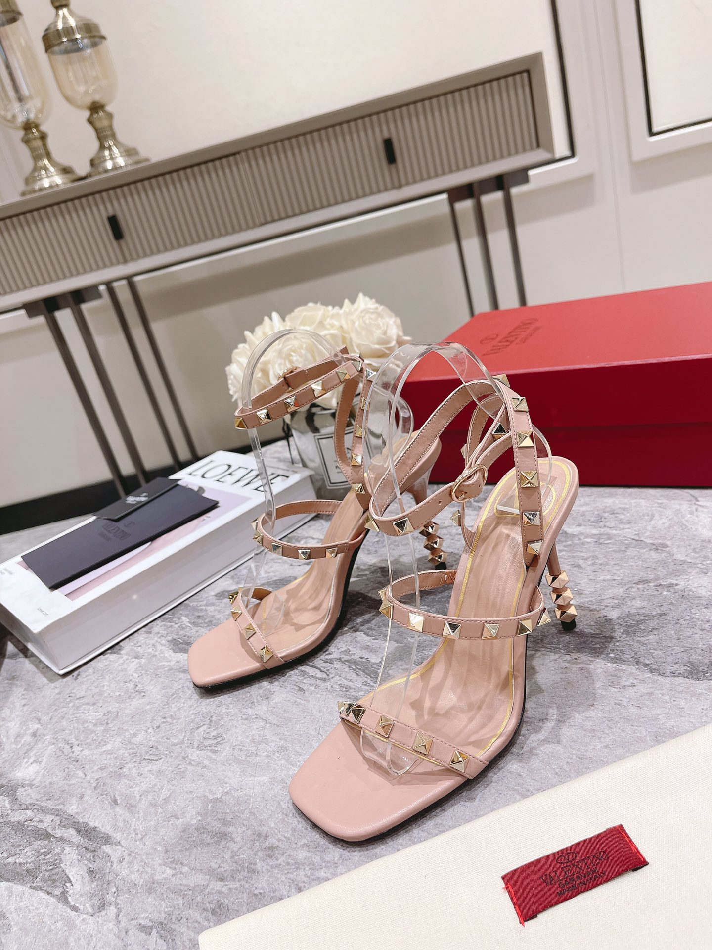 VALENTINO GARAVANI Rockstud WOMEN 2 - vstockx