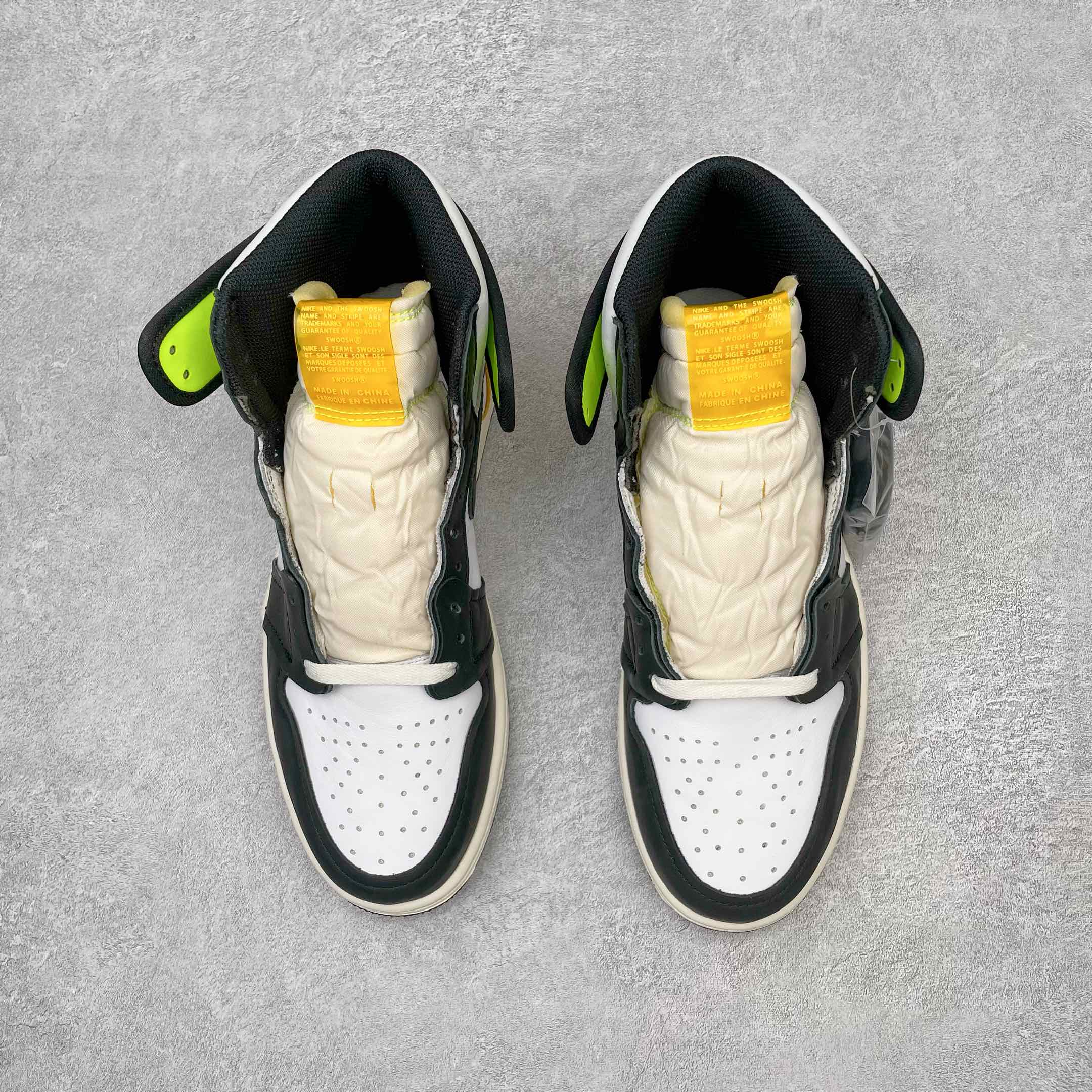 Jordan 1 Retro High White Black Volt University Gold - vstockx