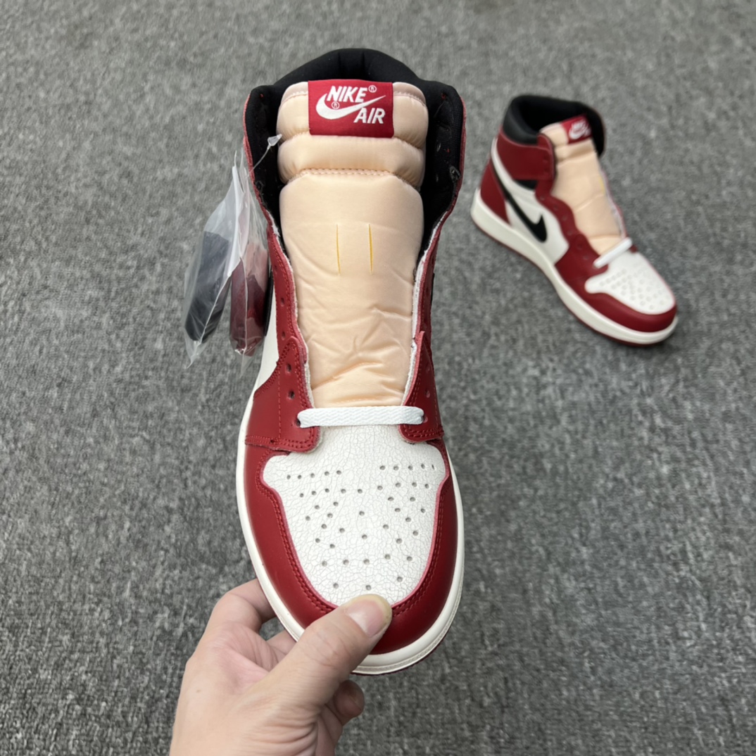 Jordan 1 Retro High OG Chicago Lost and Found - vstockx