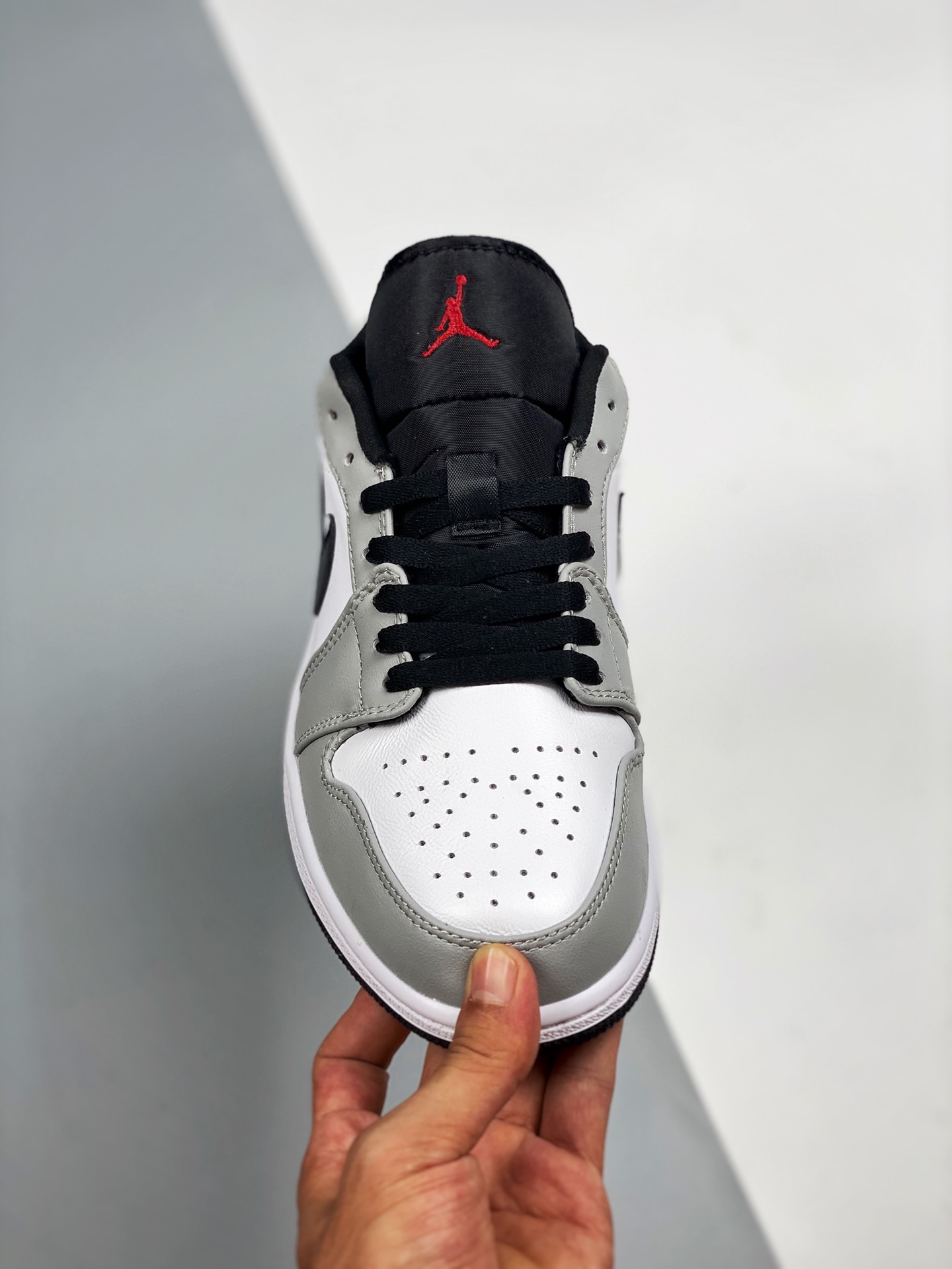 Jordan 1 Low Light Smoke Grey - vstockx