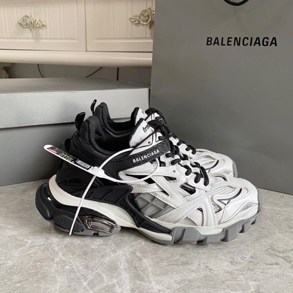 Balenciaga Track.2 Black White - vstockx