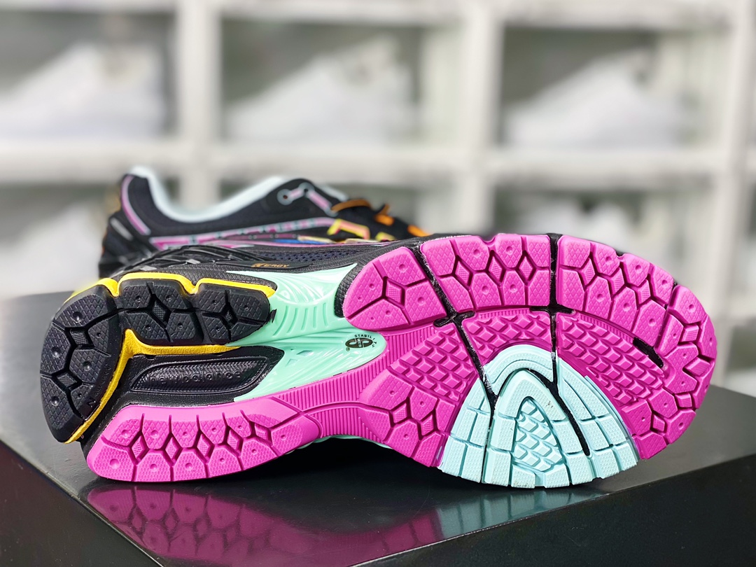 New Balance 1906R Neon Nights - vstockx