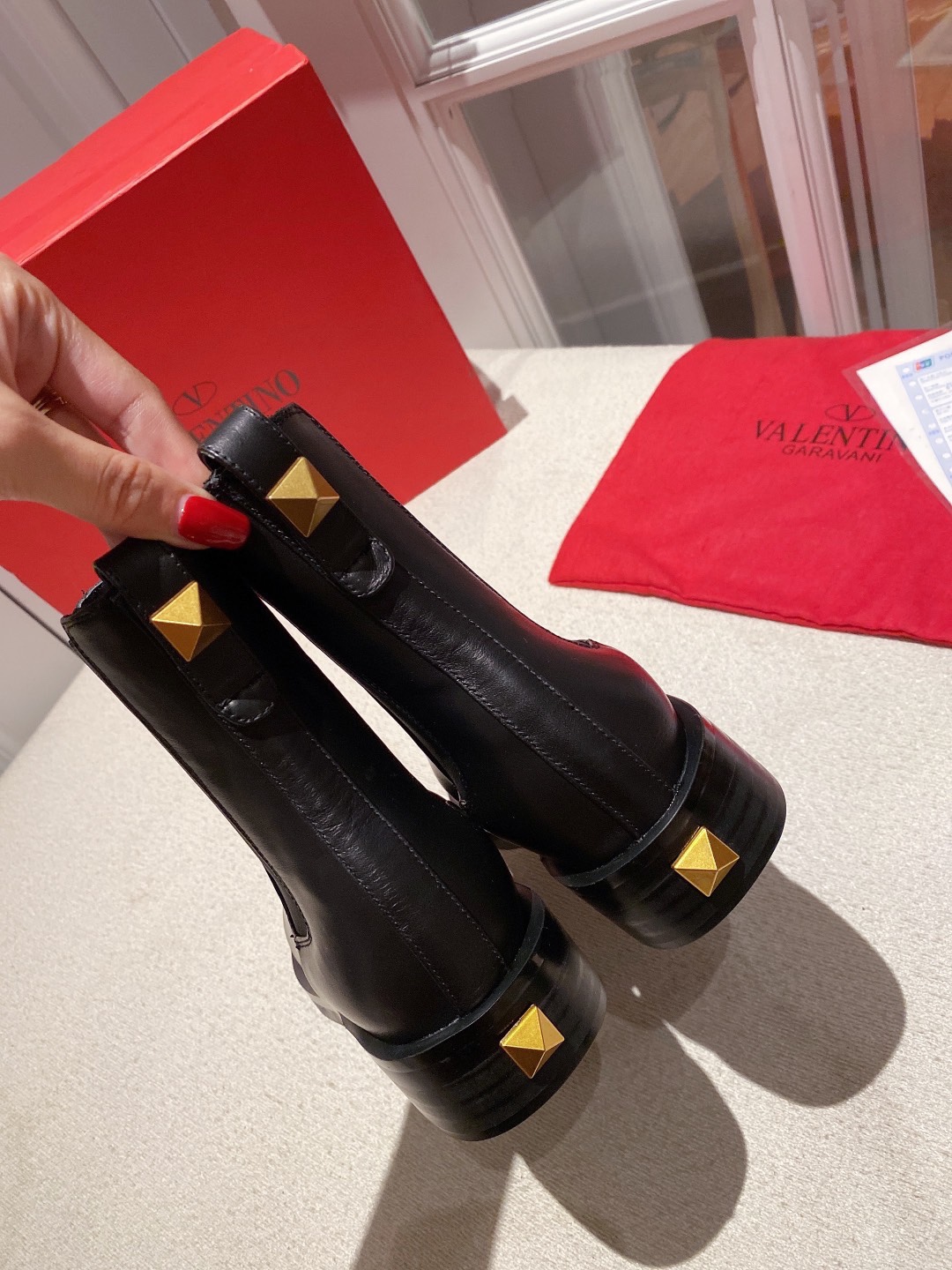 VALENTINO GARAVANI Roman Stud WOMEN 23 - vstockx