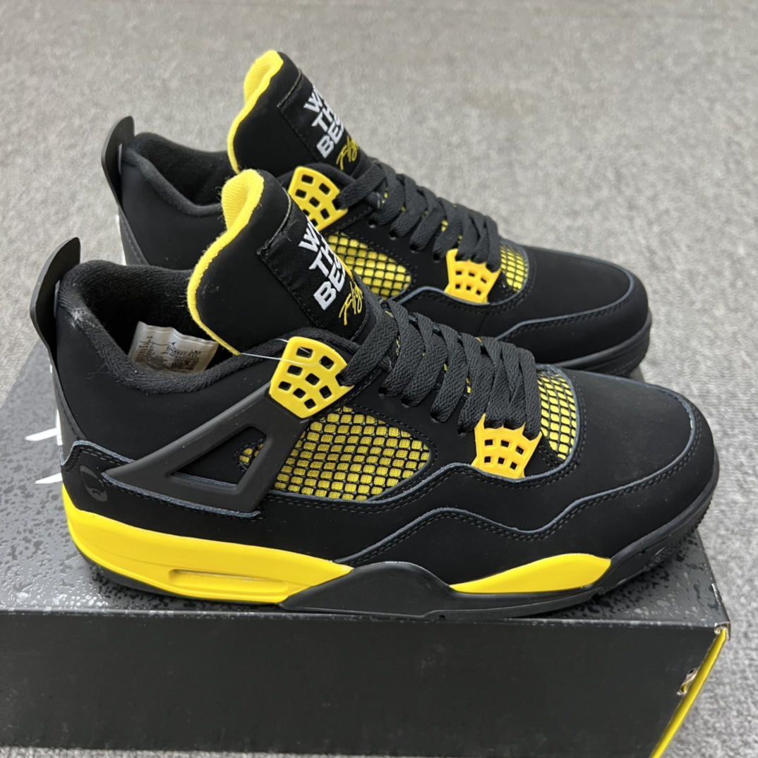 Jordan 4 Retro Thunder (2012) - vstockx