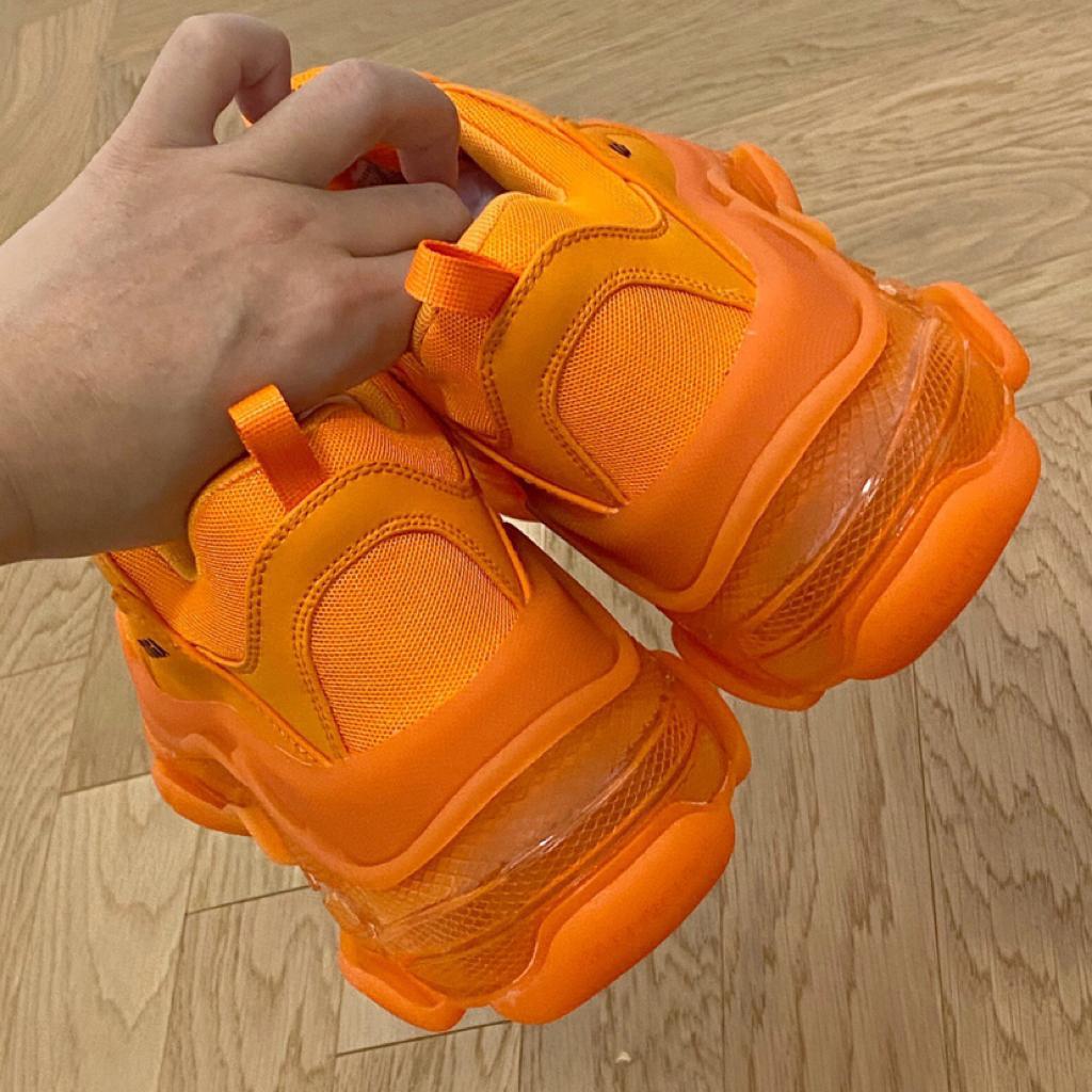 Balenciaga Triple S Clear Sole Orange - vstockx