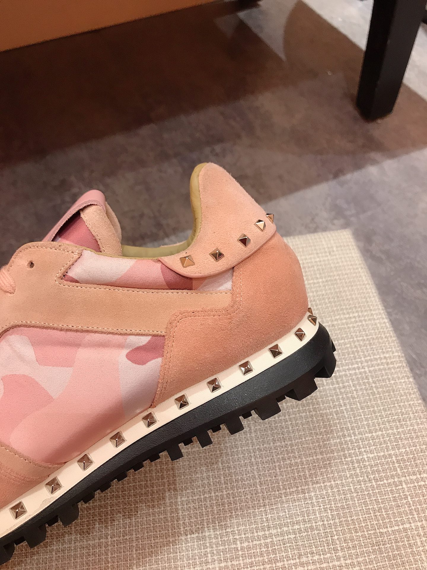 Valentino Garavani Rockrunner camouflage-print sneakers 23 - vstockx