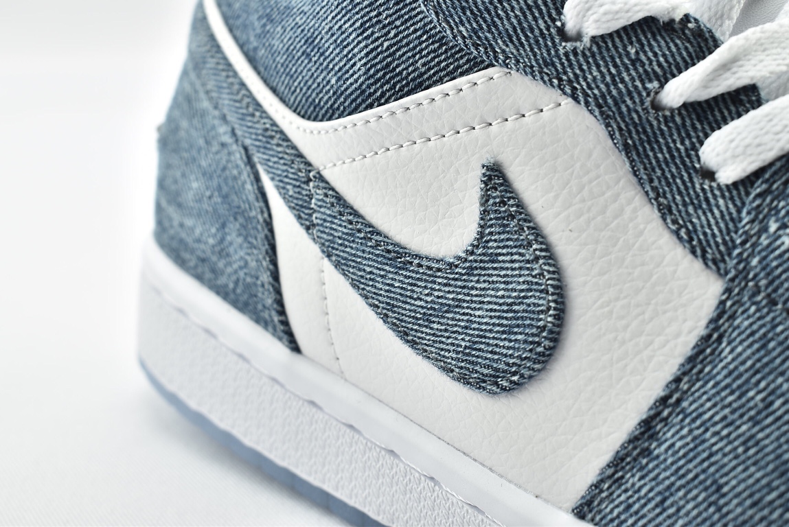 Jordan 1 Retro Low Canvas White Denim (W) - vstockx
