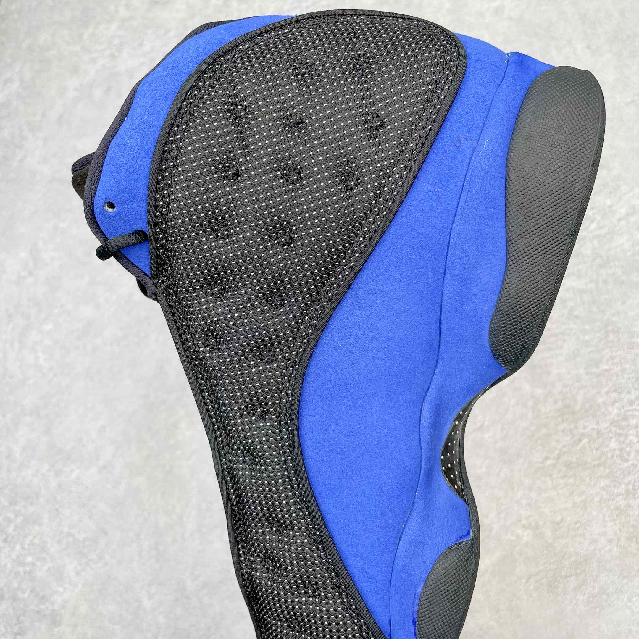 Jordan 13 Retro Black Hyper Royal - vstockx